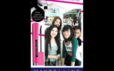 Maybelline Custom Built Photo Booth