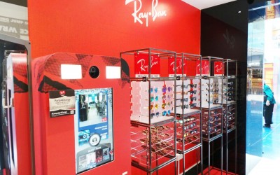 Ray Ban: Social Media Photo Booth